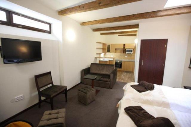 Hotel&Apartments U Černého orla Třebíč Habitación foto