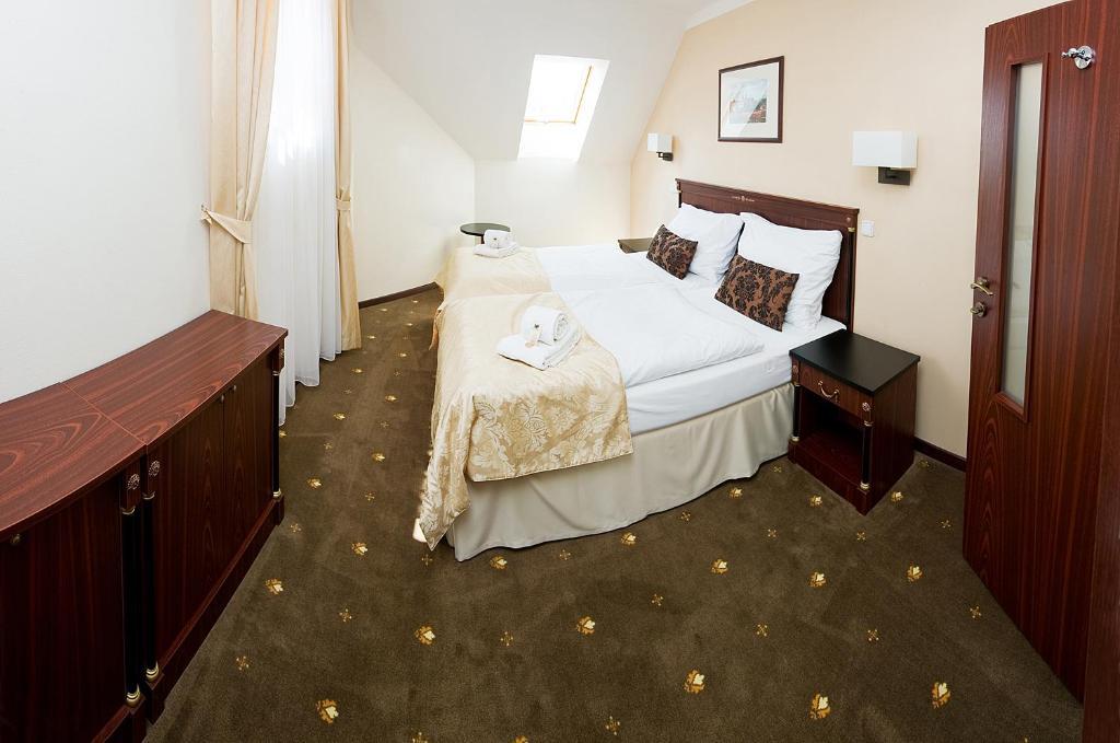 Hotel&Apartments U Černého orla Třebíč Habitación foto