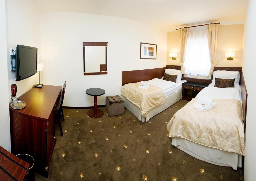 Hotel&Apartments U Černého orla Třebíč Habitación foto